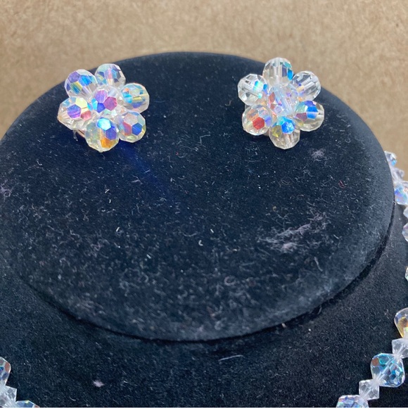 Aurora Borealis necklace and earring set - Picture 3 of 4